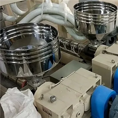 Mitmekihiline puhutud kilemasin